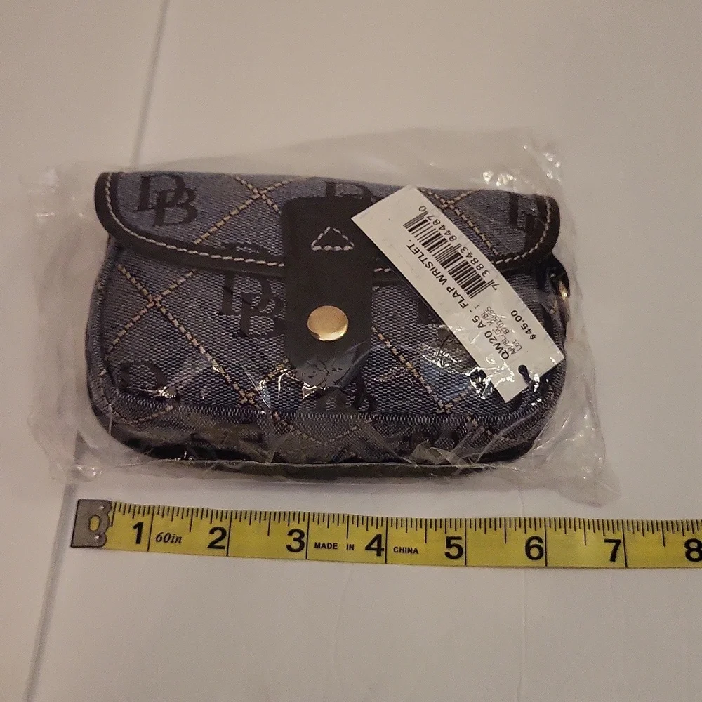 NWT Dooney and Bourke Blue Logo Wristlet with Black Leather Trim - Picture 1 of 6